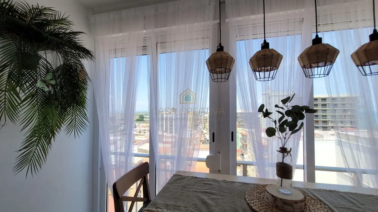 Comedor de Estudio en venta en Sueca con Aire acondicionado, Calefacción y Amueblado