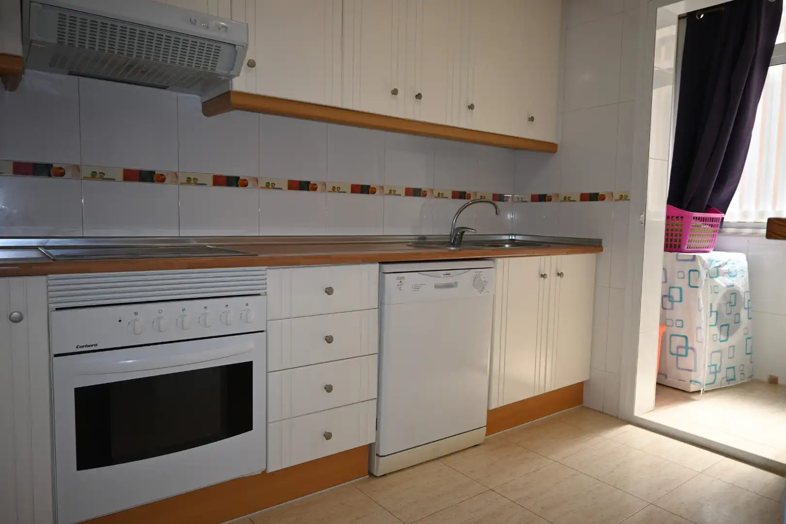 Cocina de Apartamento en venta en La Manga del Mar Menor con Terraza, Amueblado y Horno