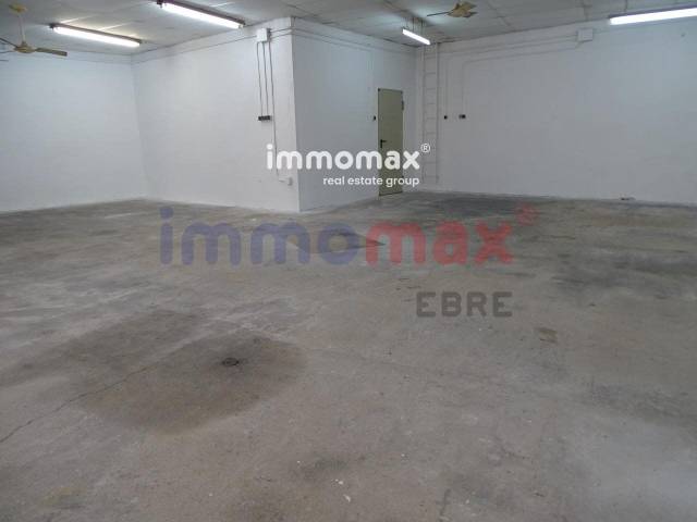 Local comercial en Alquiler en Av. Terres de l´Ebre en Xerta