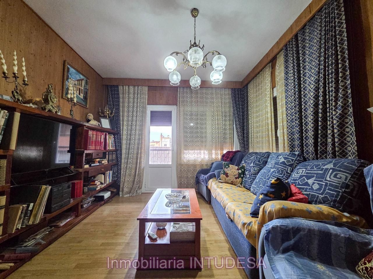 Living room of Flat for sale in Tudela  with Air Conditioner, Terrace and Balcony