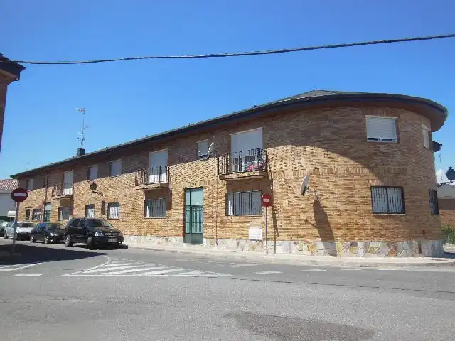 Exterior view of Garage for sale in Colmenarejo