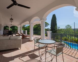 Terrassa de Casa o xalet en venda en Marbella amb Aire condicionat, Jardí privat i Terrassa