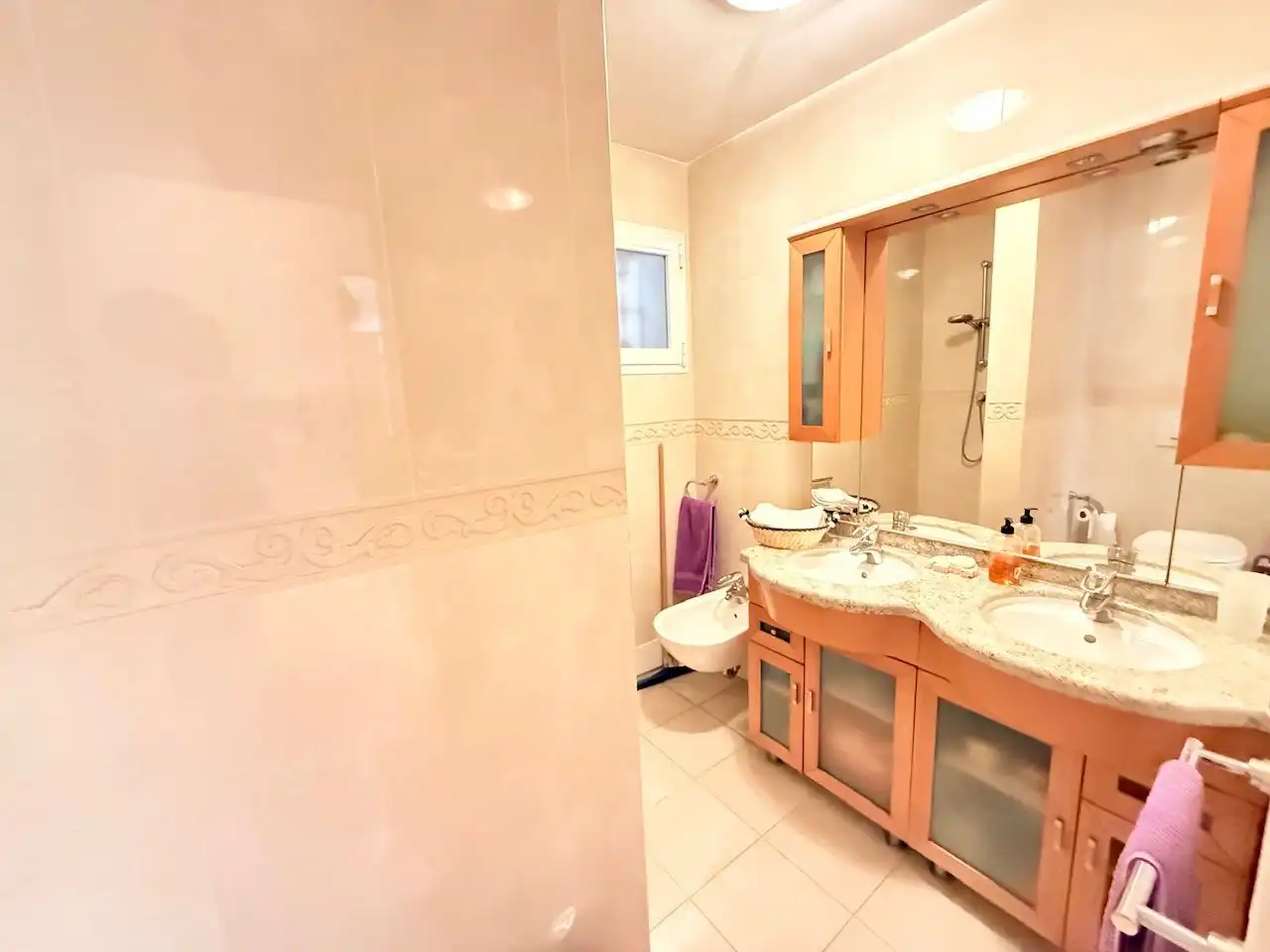 Baño de Casa o chalet en venta en Vélez-Málaga con Aire acondicionado, Calefacción y Jardín privado