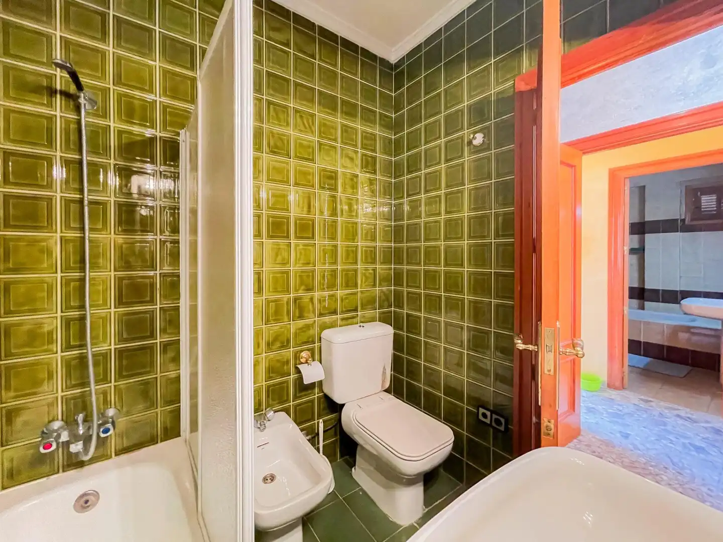 Bany de Casa o xalet en venda en Chera amb Calefacció, Terrassa i Traster