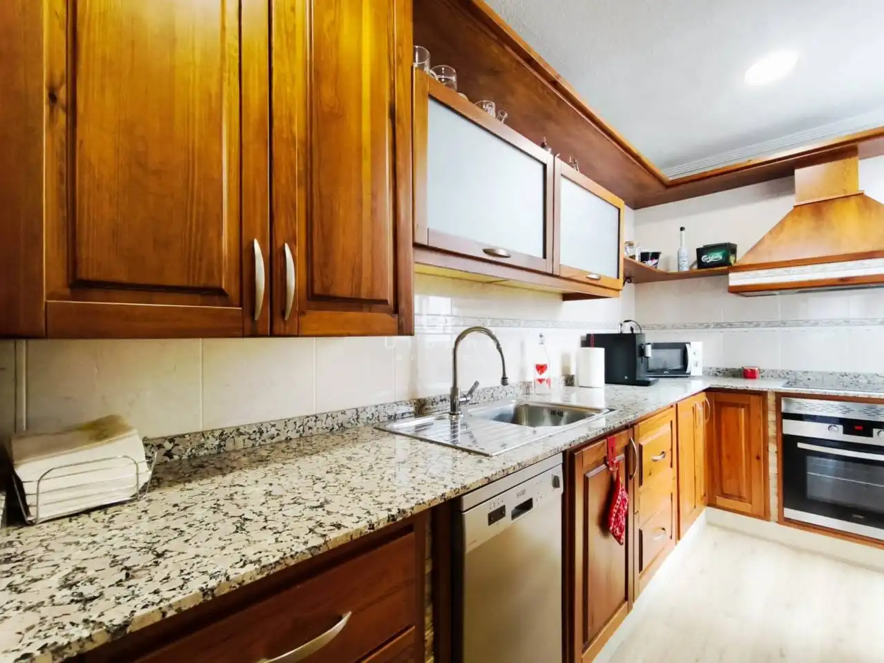 Flat with terrace for sale in Calle Tres de Abril, imagen 10