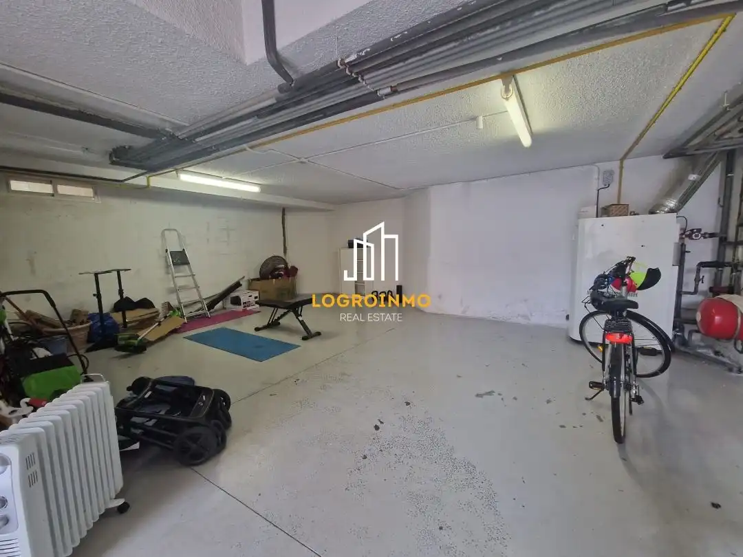 House with pool for sale in Avda. Madrid, imagen 49