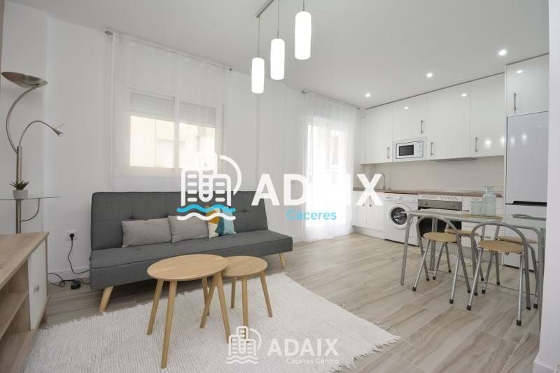 Flat to rent in C/ Obispo Segura Sáez, Centro, Cáceres Capital