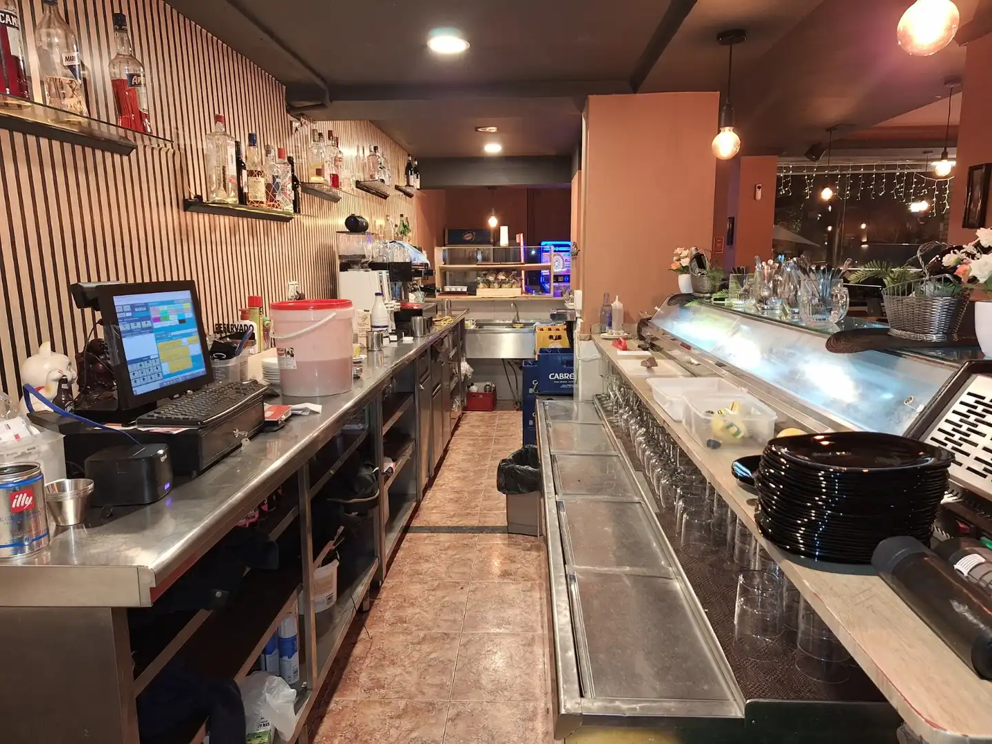 Business premises for transfer in Sant Martí, imagen 13