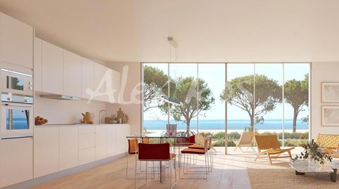 PLANTA BAJA EN PRIMERA LÍNEA DE MAR EN PASEO MARÍTIMO DE PLATJA DARO