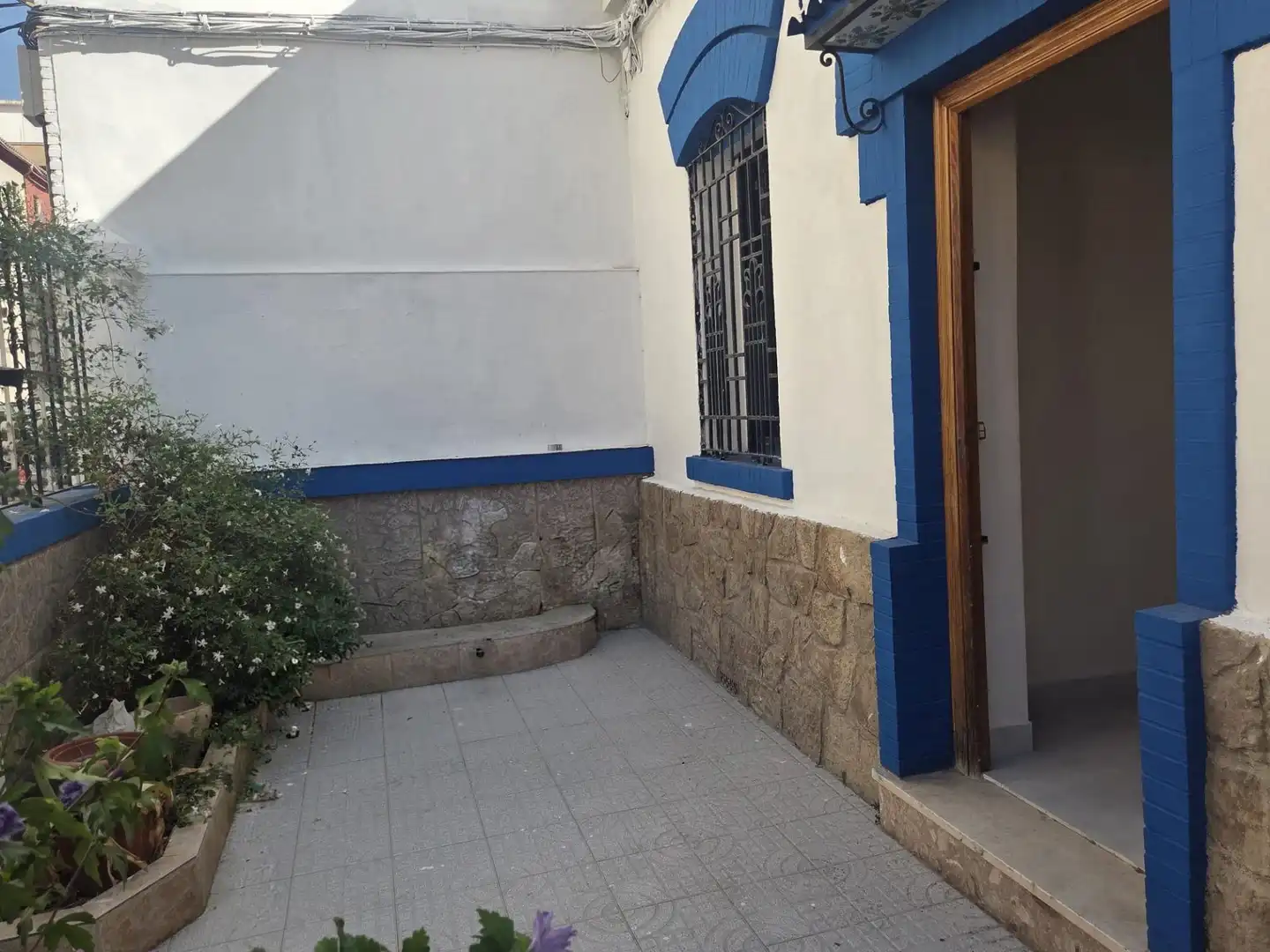 Houses for sale in Valencia  with Air Conditioner, Heating and Private garden