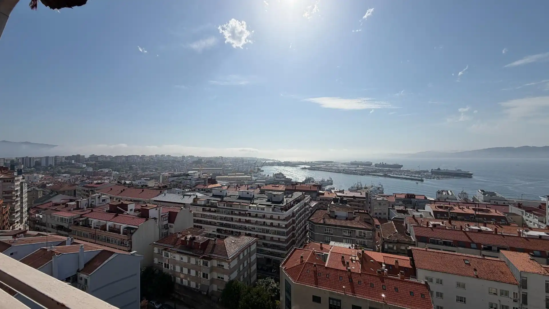 Vista exterior de Pis en venda en Vigo  amb Calefacció i Traster