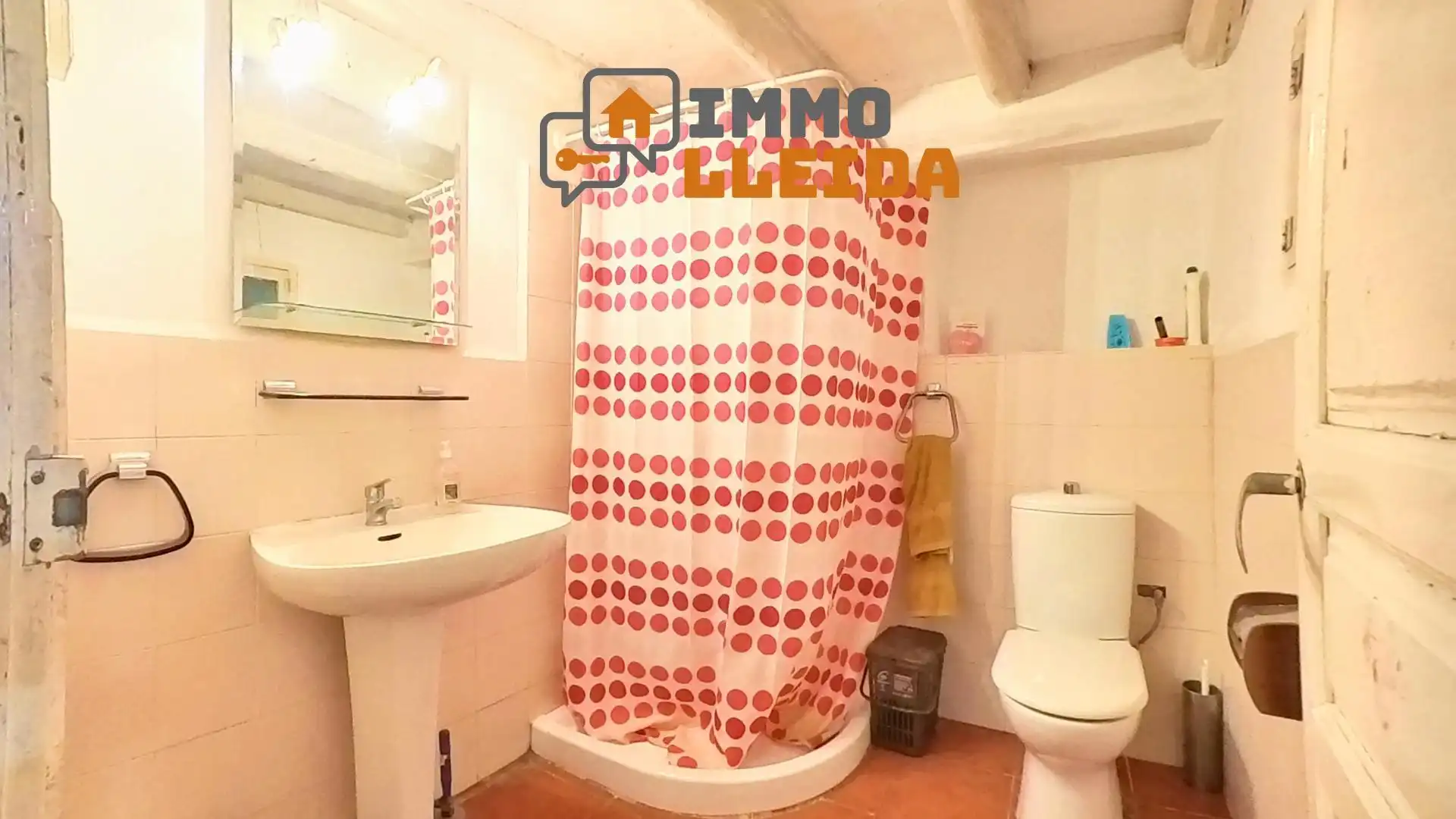 Dormitori de Casa adosada en venda en La Granadella amb Terrassa, Traster i Moblat