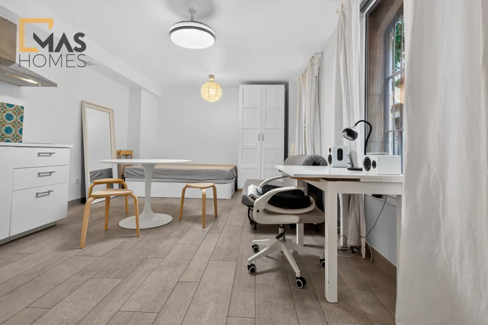 Habitación de Casa adosada en venta en Ciutat Vella