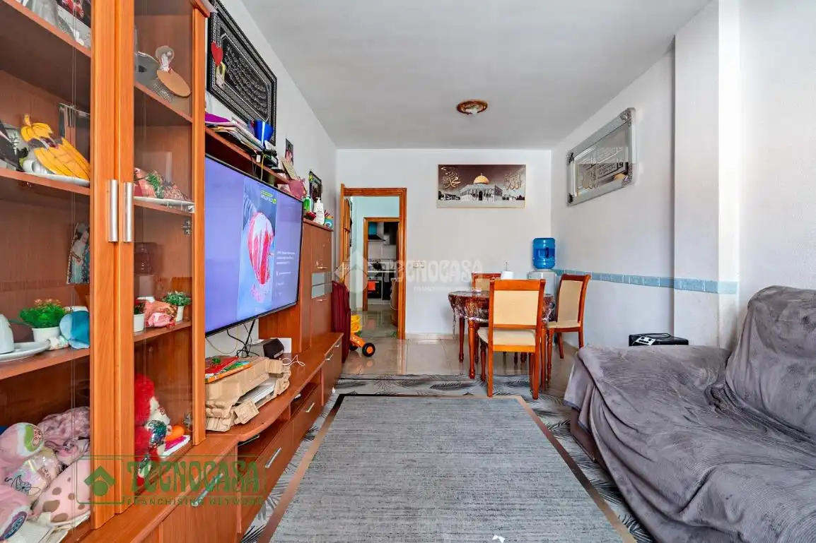 Sala de estar de Piso en venta en El Ejido con Balcón