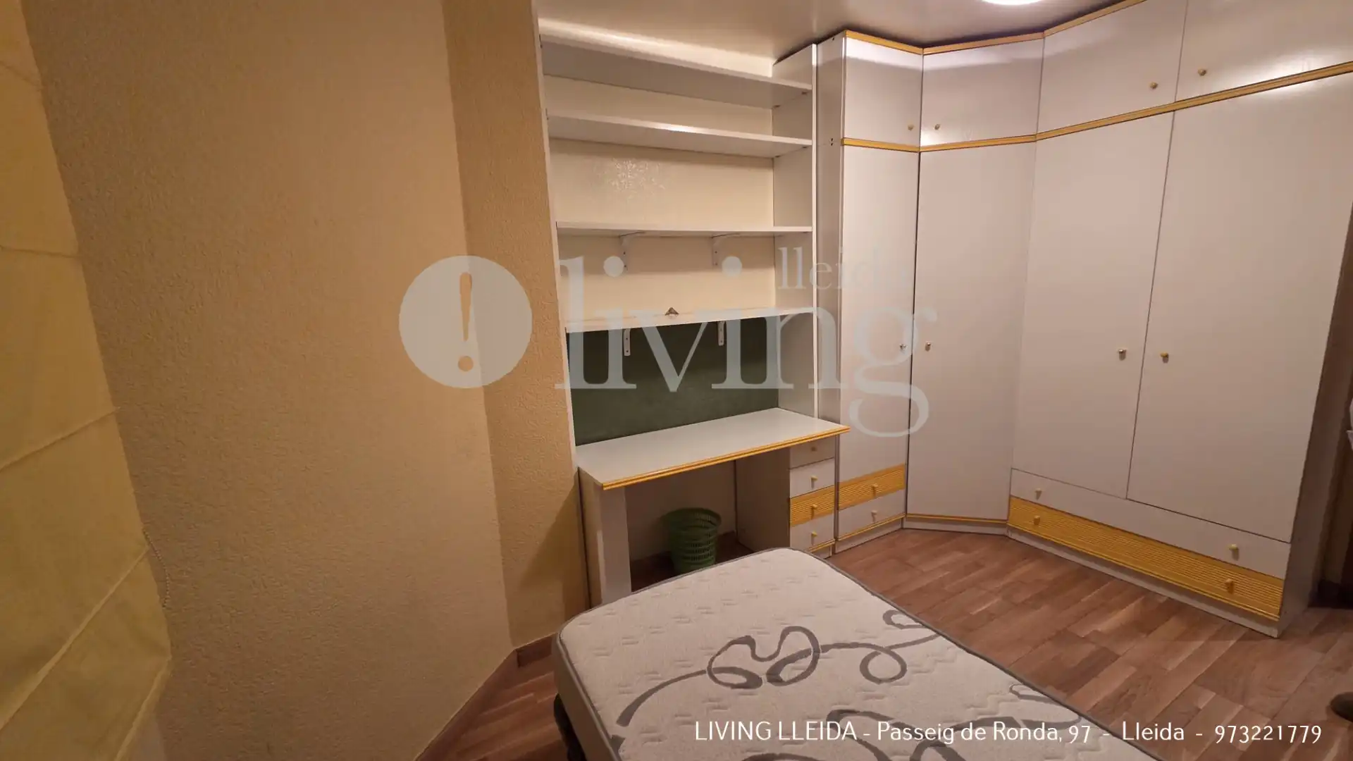 Bedroom of Flat for rent in Lleida  with Air Conditioner, Heating and Parquet flooring