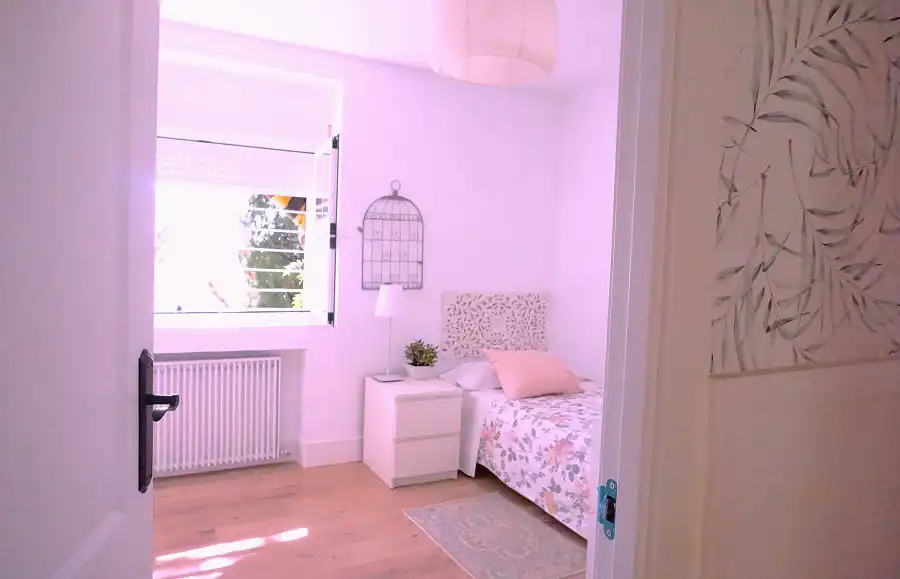 Dormitori de Casa o xalet en venda en Torrelodones amb Aire condicionat, Calefacció i Jardí privat