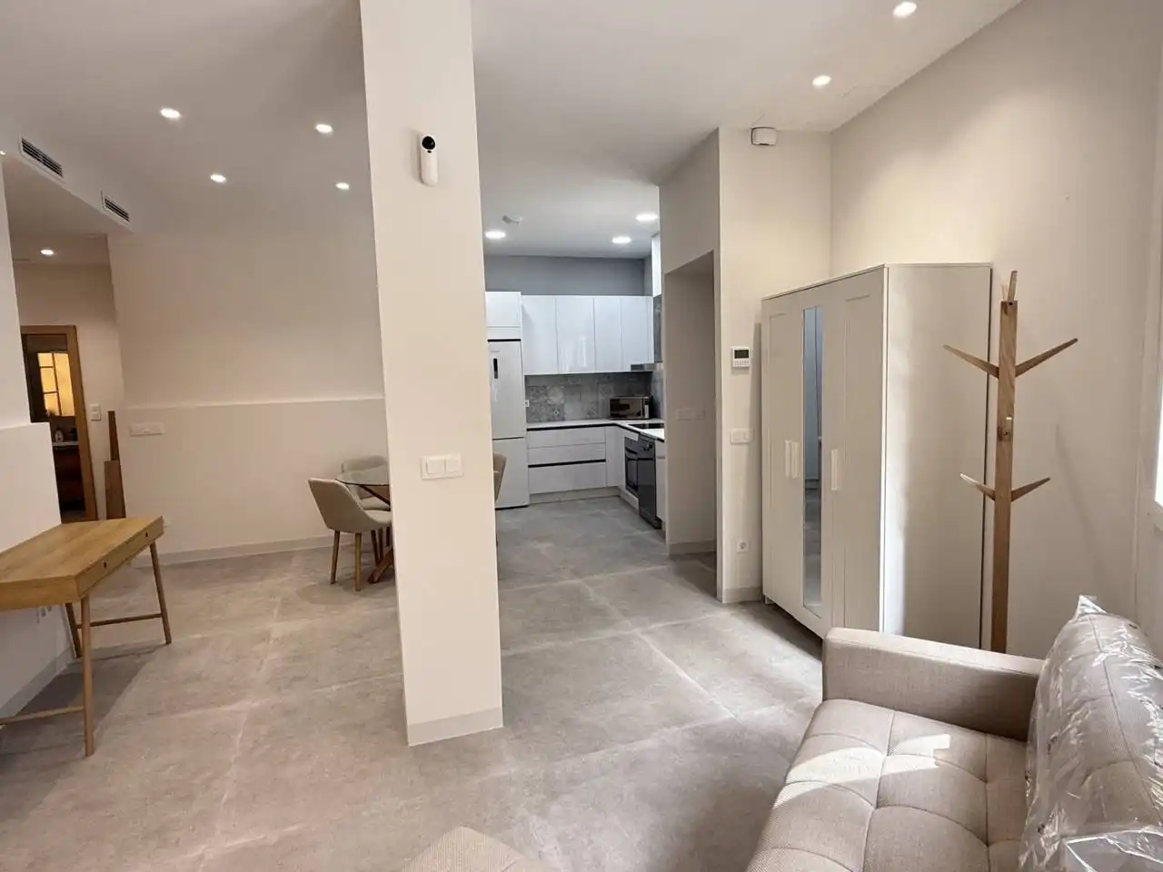 Cuina de Loft de lloguer en Elche / Elx amb Aire condicionat i Moblat