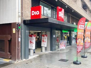 Local comercial en alquiler en Calle de José Ortega y Gasset