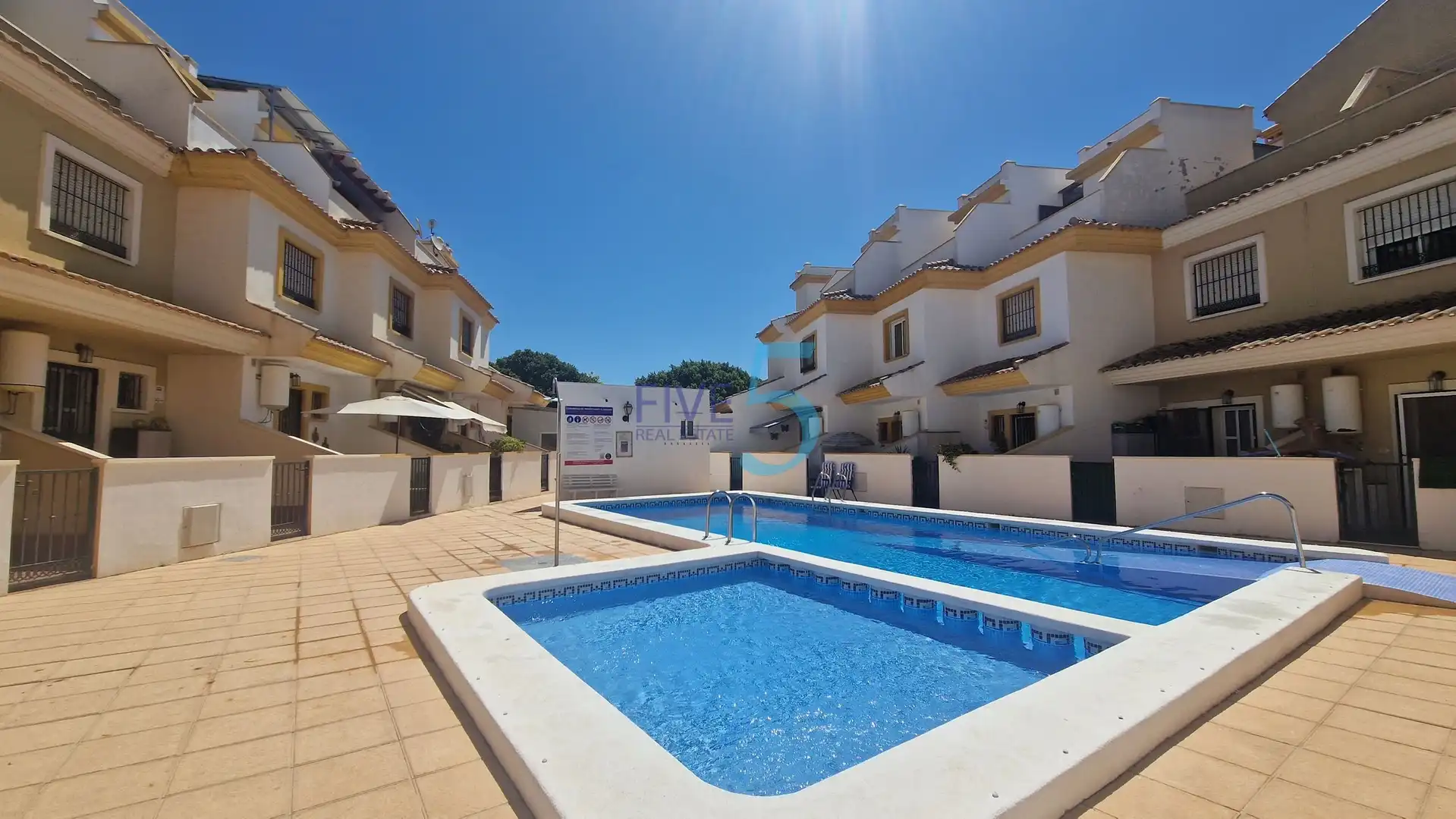 Swimming pool of Detached homes for sale in Torre-Pacheco  with Air Conditioner, Heating and Terrace