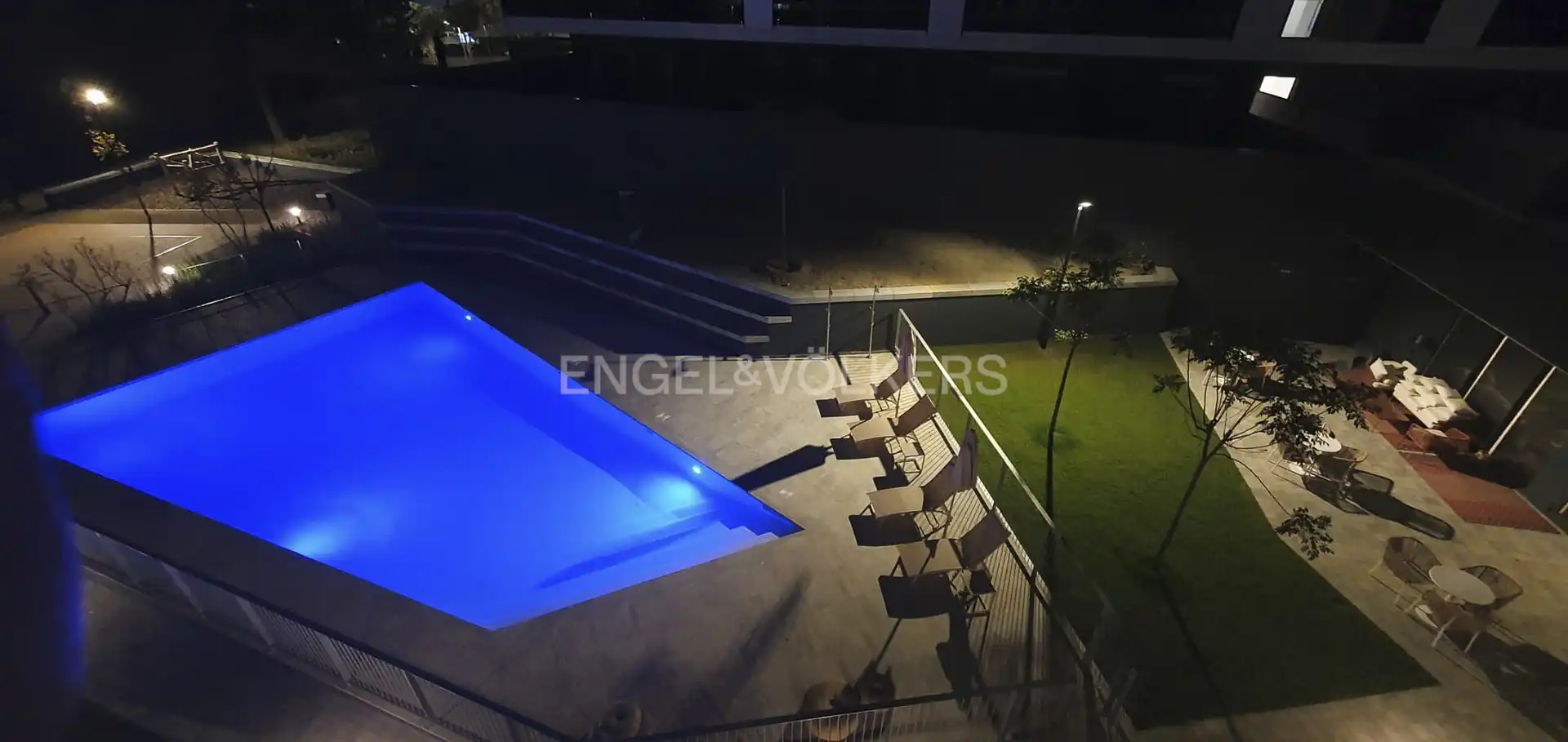 Schwimmbecken von Wohnung zur Miete in Esplugues de Llobregat mit Klimaanlage, Heizung und Parkett