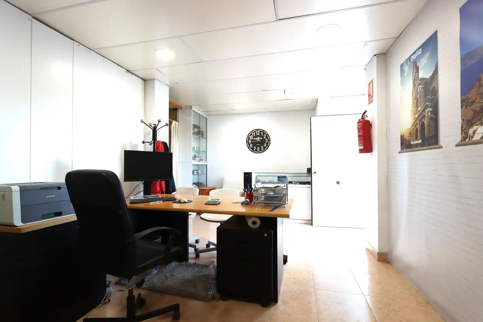Local en venta en La Pobla de Vallbona