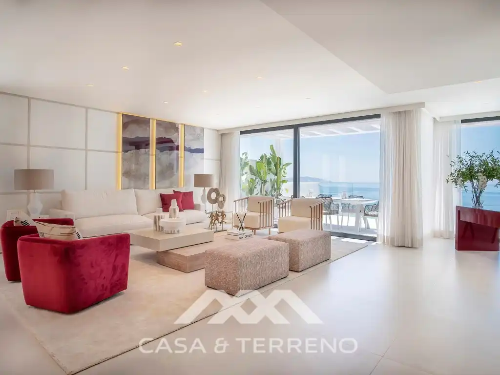 Sala de estar de Casa o chalet en venta en Almuñécar con Aire acondicionado, Calefacción y Piscina