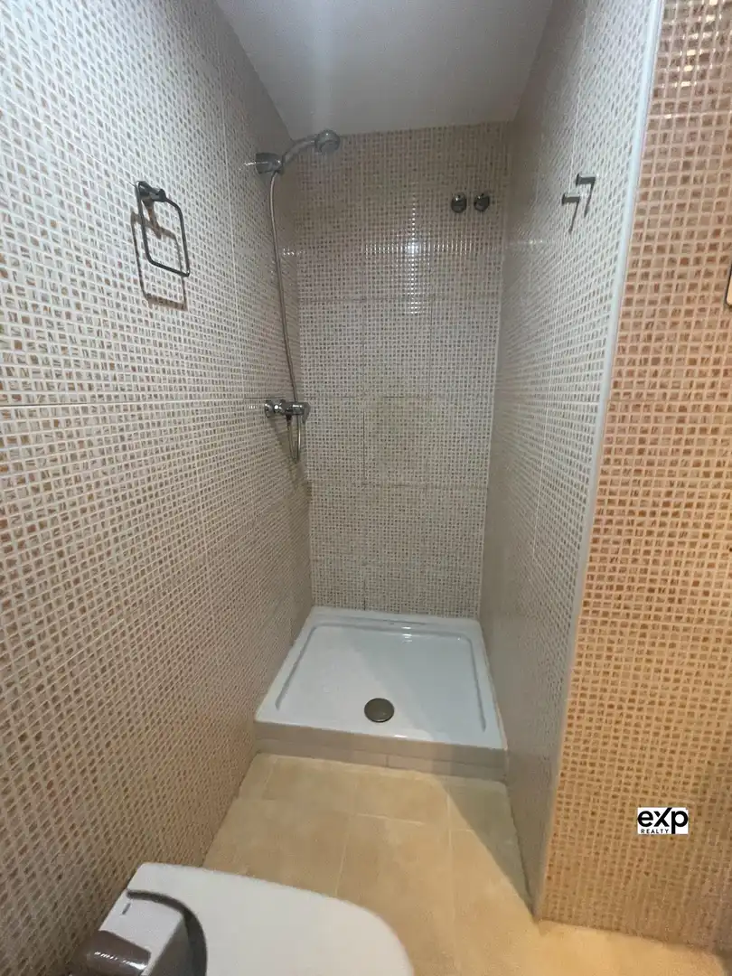 Badezimmer von Dachboden zum Verkauf in Xirivella mit Klimaanlage, Heizung und Abstellraum