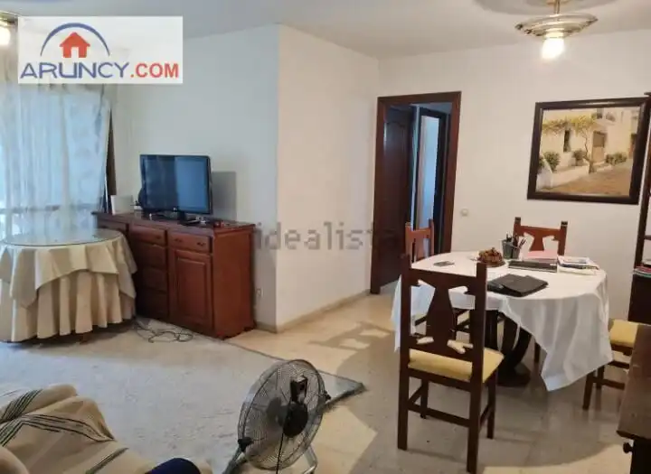 Sala d'estar de Pis en venda en Sevilla amb Aire condicionat i Balcó