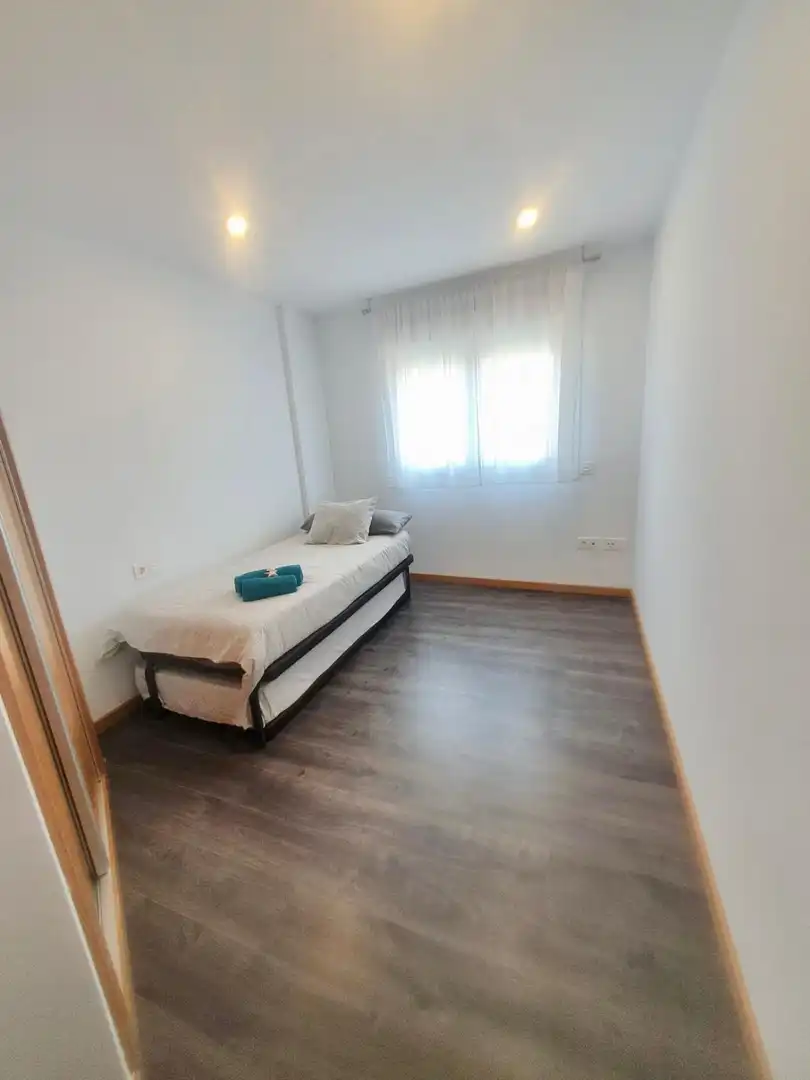 Bedroom of Flat for rent in Rincón de la Victoria