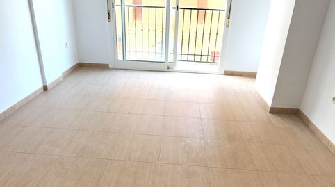 Foto 3 de Piso en venta en Antonio Chacón, Adra, Almería