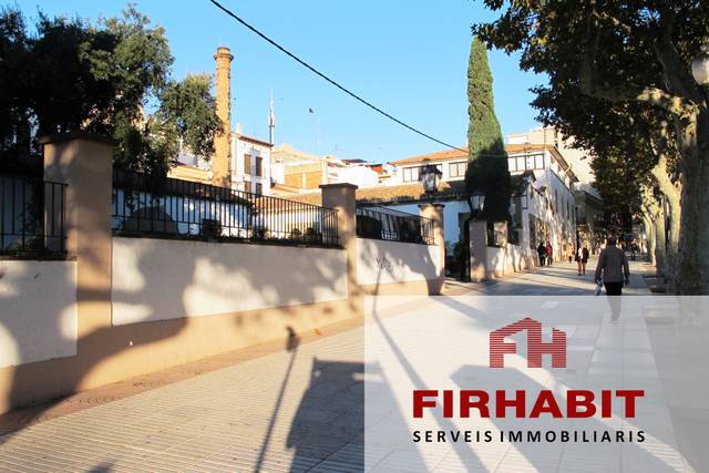 Dúplex en Alquiler en Riera del Pare Fita en Centre