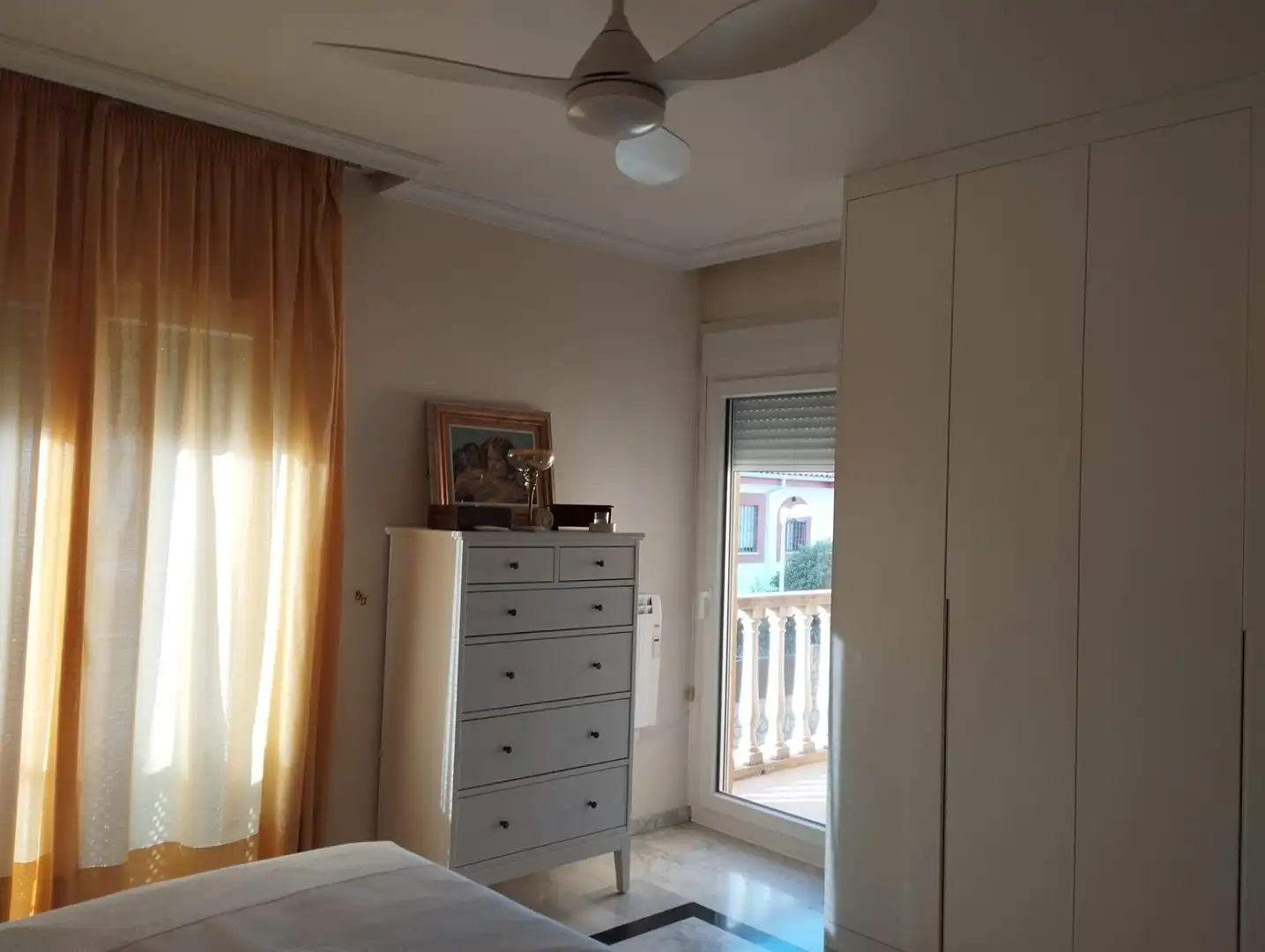 Dormitori de Casa adosada en venda en Córdoba amb Aire condicionat, Terrassa i Traster