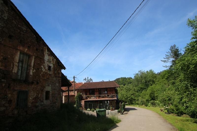 Exterior view of House or chalet for sale in Valdáliga  with Private garden