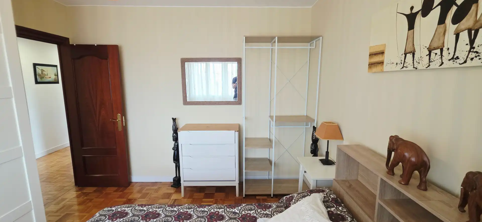 Bedroom of Flat for rent in Gijón   with Heating, Parquet flooring and Furnished