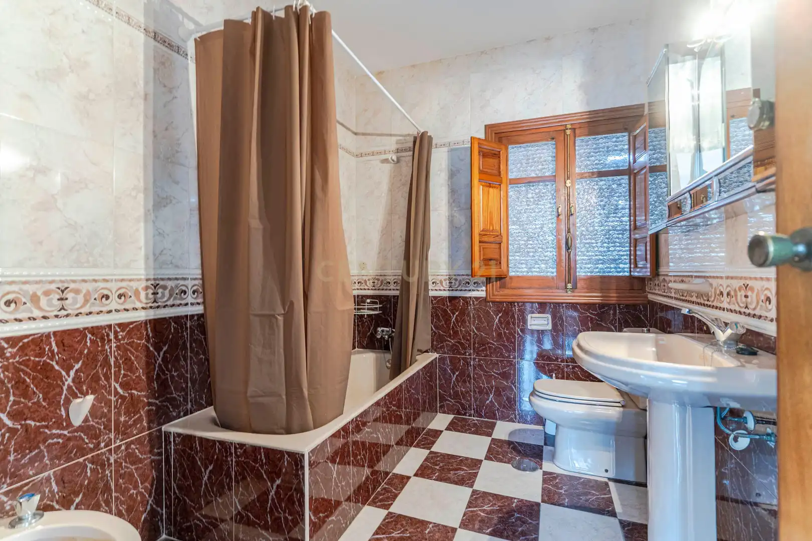 Bany de Casa o xalet en venda en Órgiva amb Aire condicionat, Jardí privat i Traster