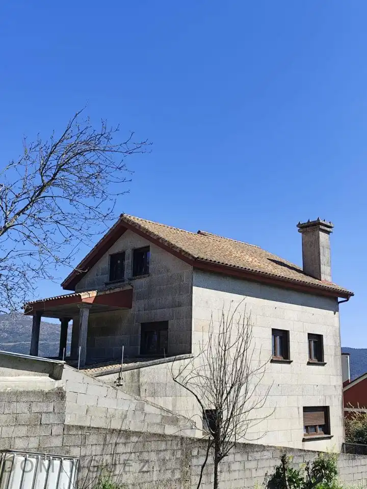 Casa amb jardí en venda a Mos, imagen 6