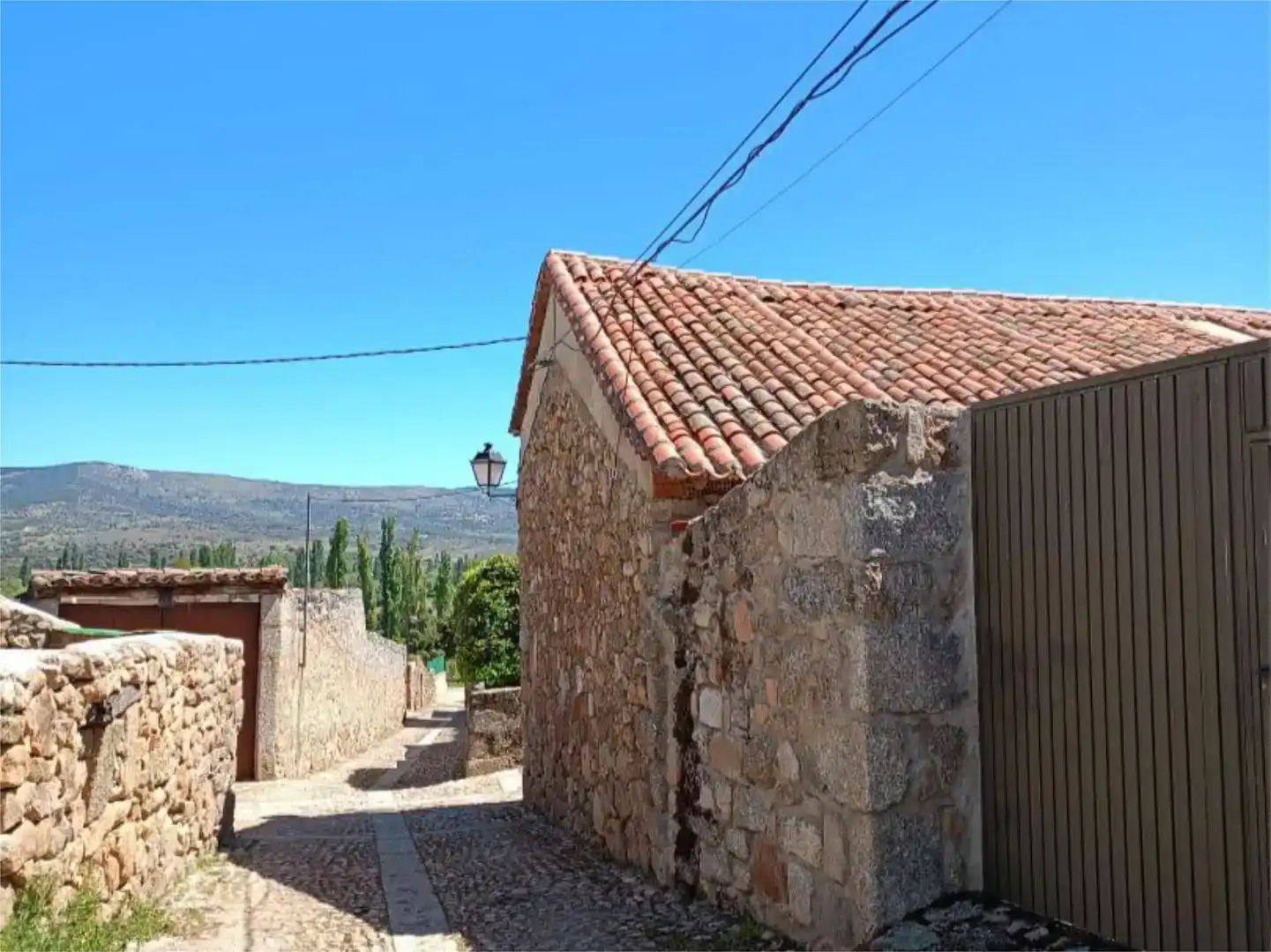 Vista exterior de Casa adosada en venda en Bonilla de la Sierra