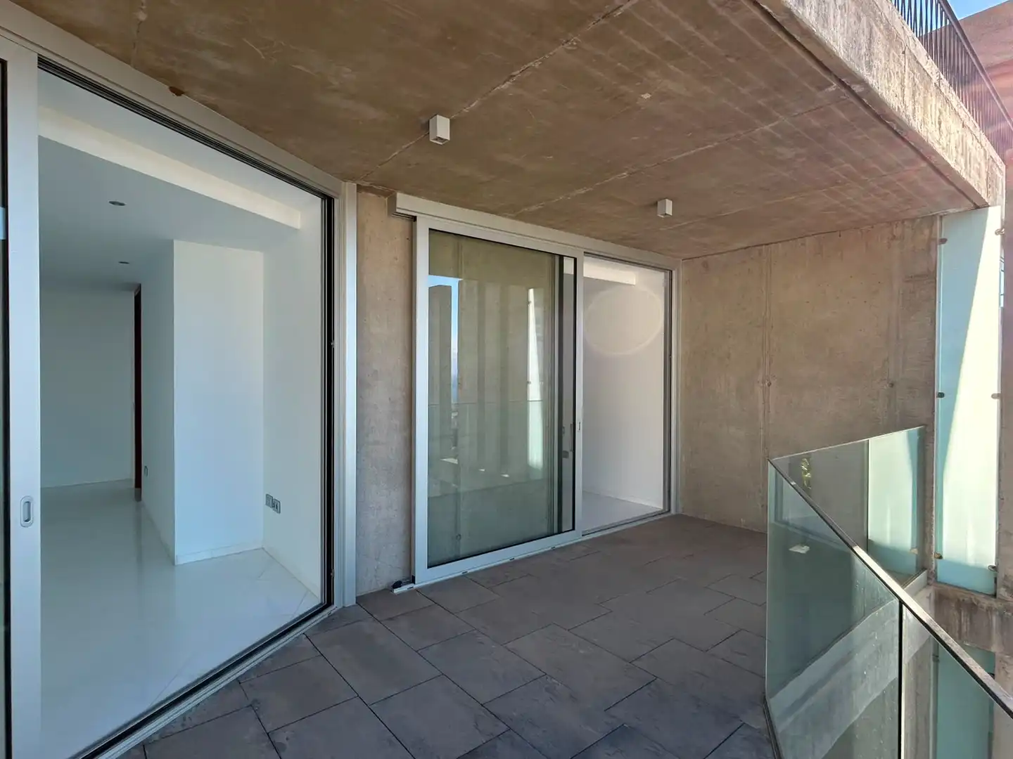 Wohnung zum Verkauf in Santa Cruz de Tenerife mit Privatgarten, Terrasse und Abstellraum