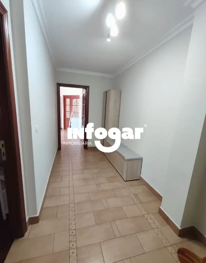 Ático de alquiler en O Rosal   con Calefacción, Parquet y Terraza