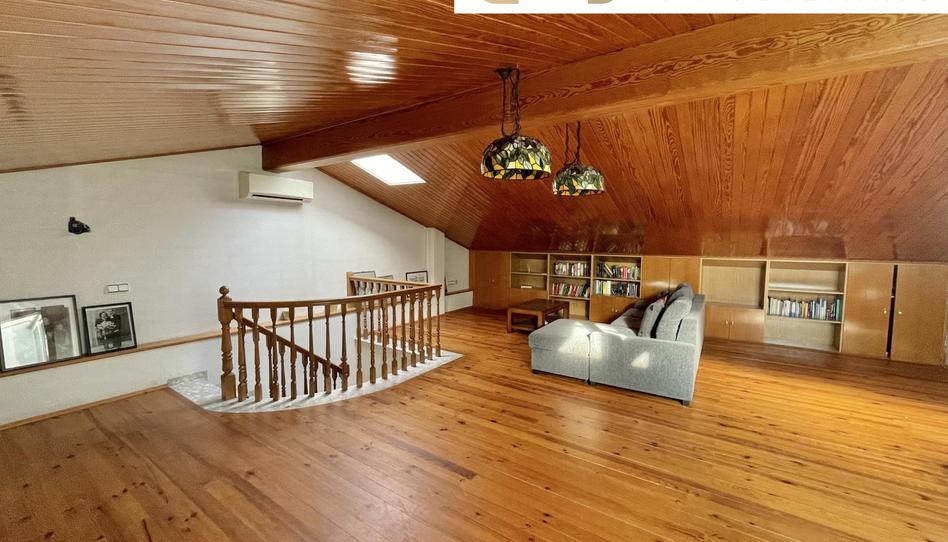 Foto 1 de Casa adosada en venta en Les Arenes - La Grípia  Can Montllor, Barcelona