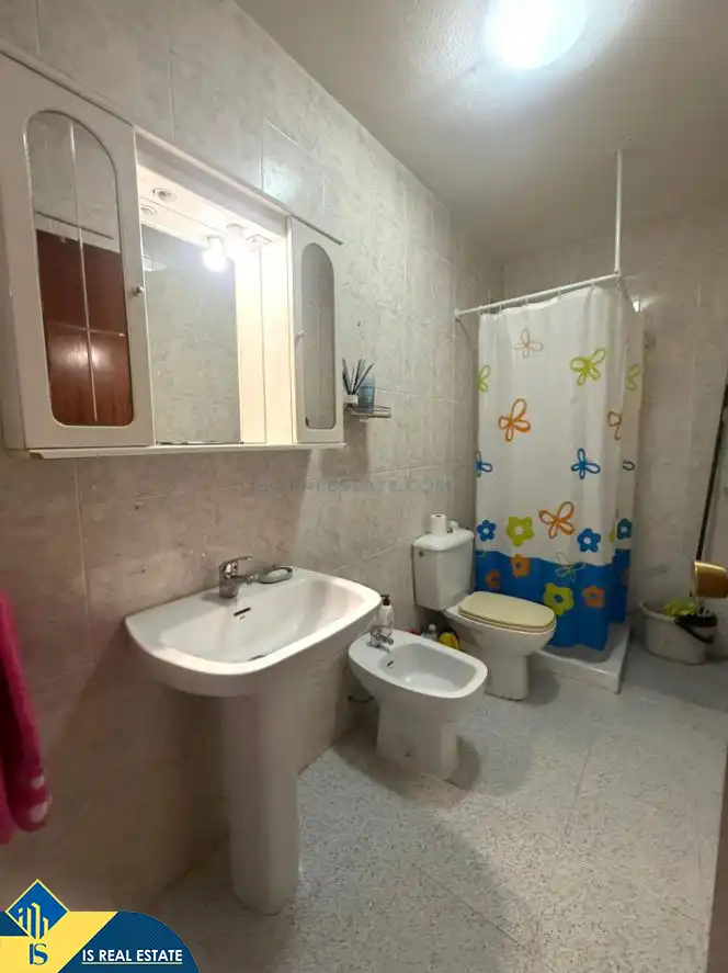 Badezimmer von Wohnungen zum Verkauf in Torrevieja mit Heizung, Terrasse und Möbliert