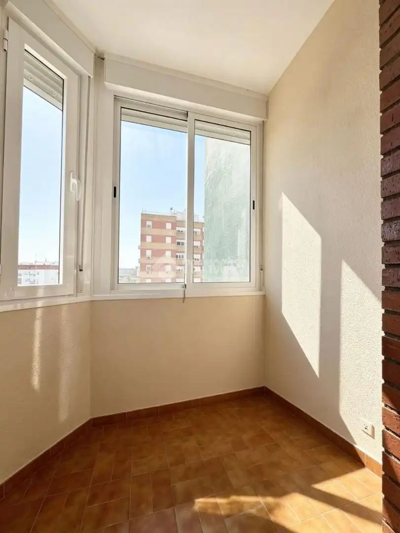 Habitación de Piso en venta en Sevilla con Aire acondicionado