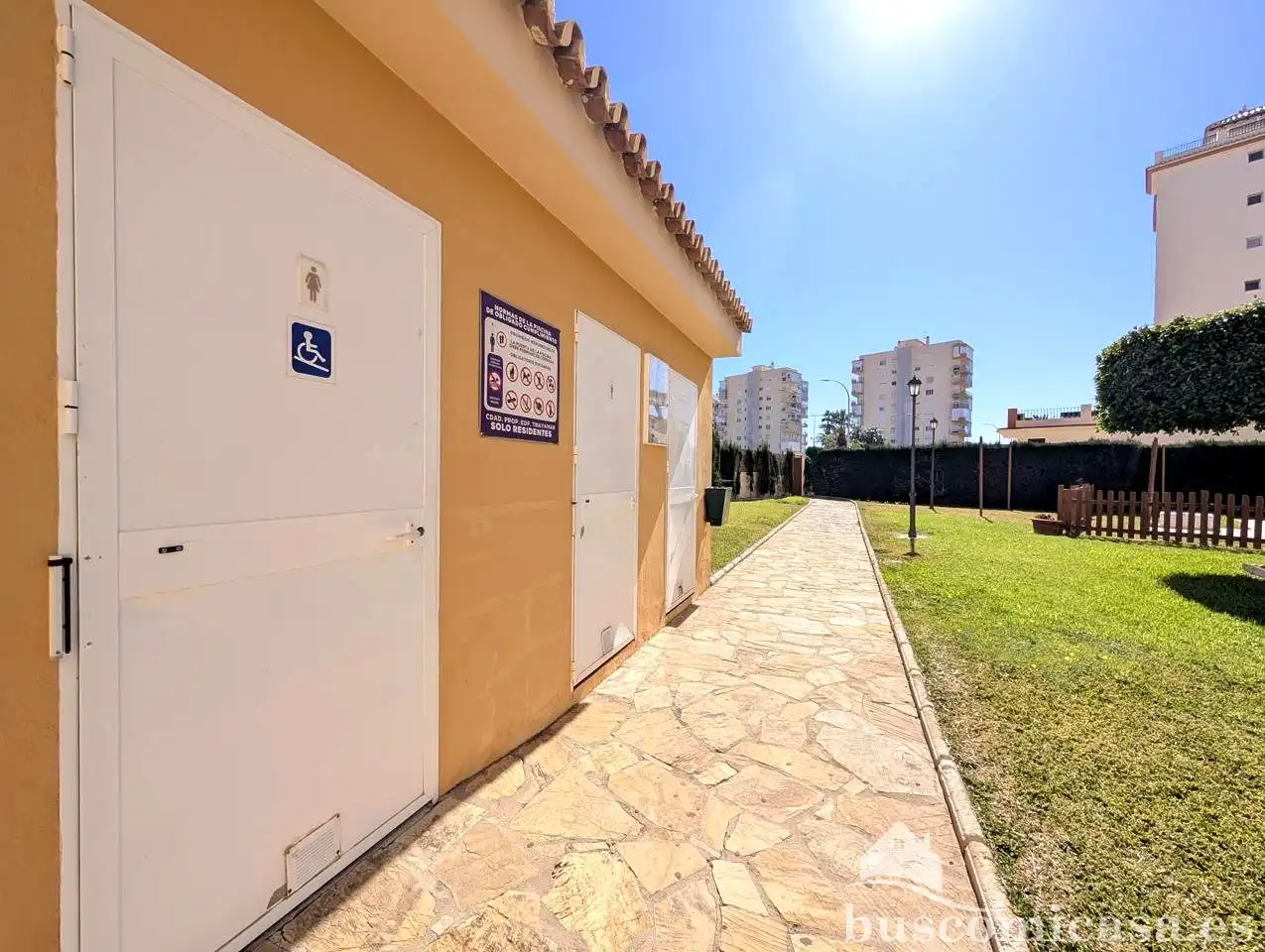 Parking de Planta baja en venta en Algarrobo con Jardín privado, Terraza y Amueblado