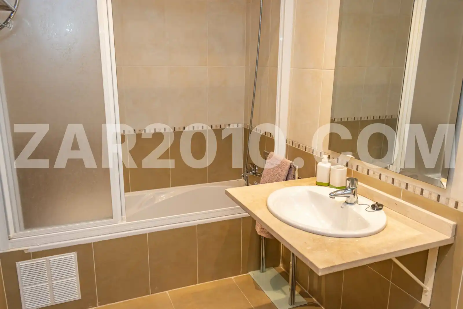 Bany de Apartament en venda en Garrucha amb Terrassa i Traster