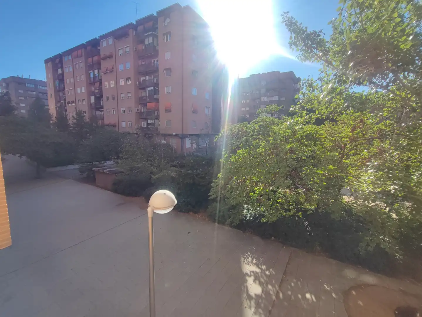 Vista exterior de Piso en venta en Madrid con Aire acondicionado, Calefacción y Jardín privado