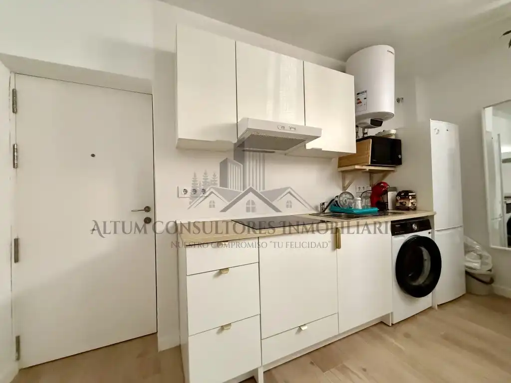 Kitchen of Flat for rent in Sevilla