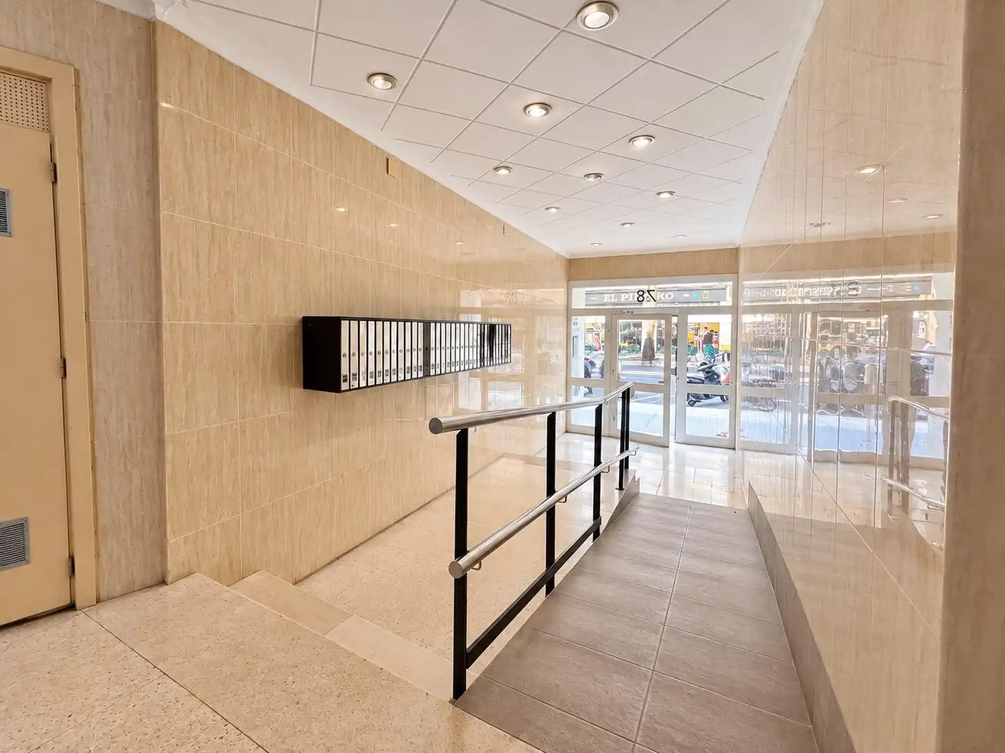 Appartement avec terrasse à vendre à PERE EL CEREMONIOS, imagen 3