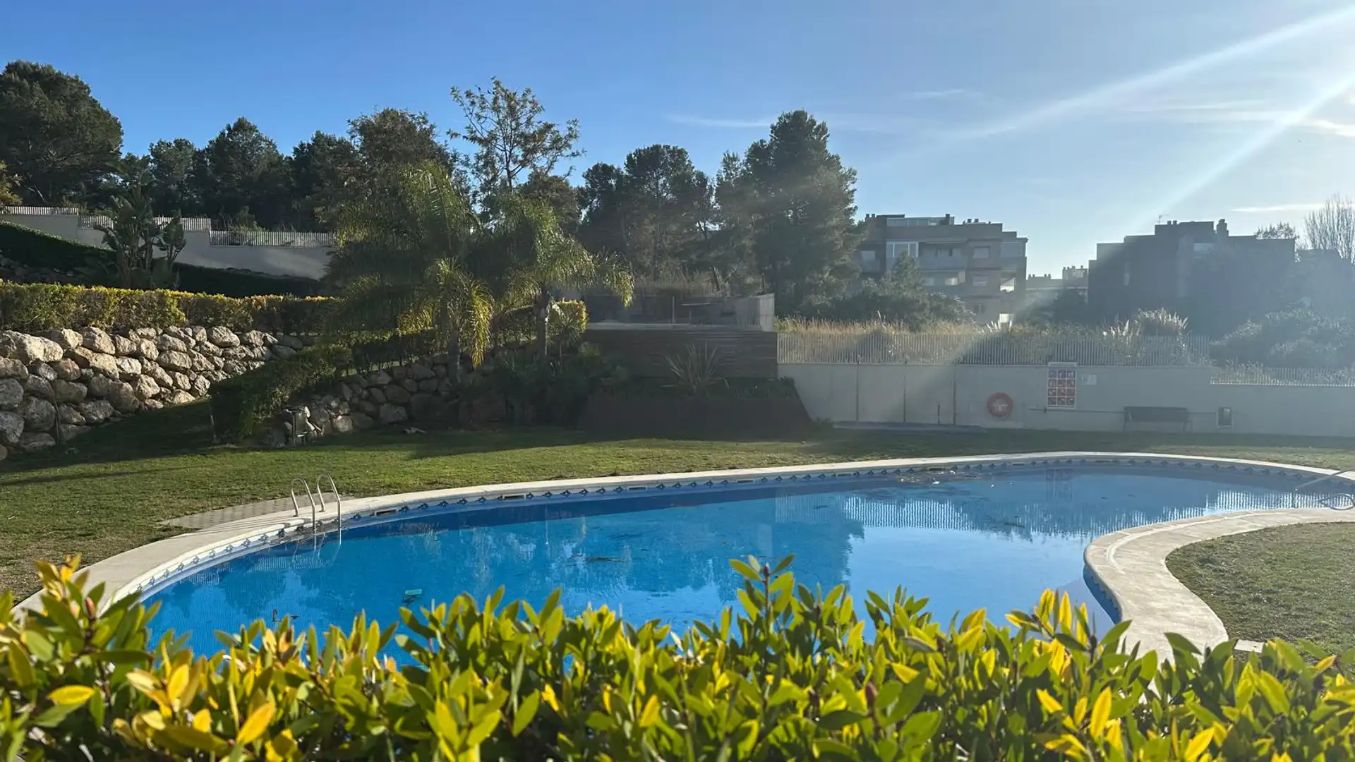 Schwimmbecken von Wohnung zum Verkauf in Salou mit Klimaanlage, Heizung und Terrasse