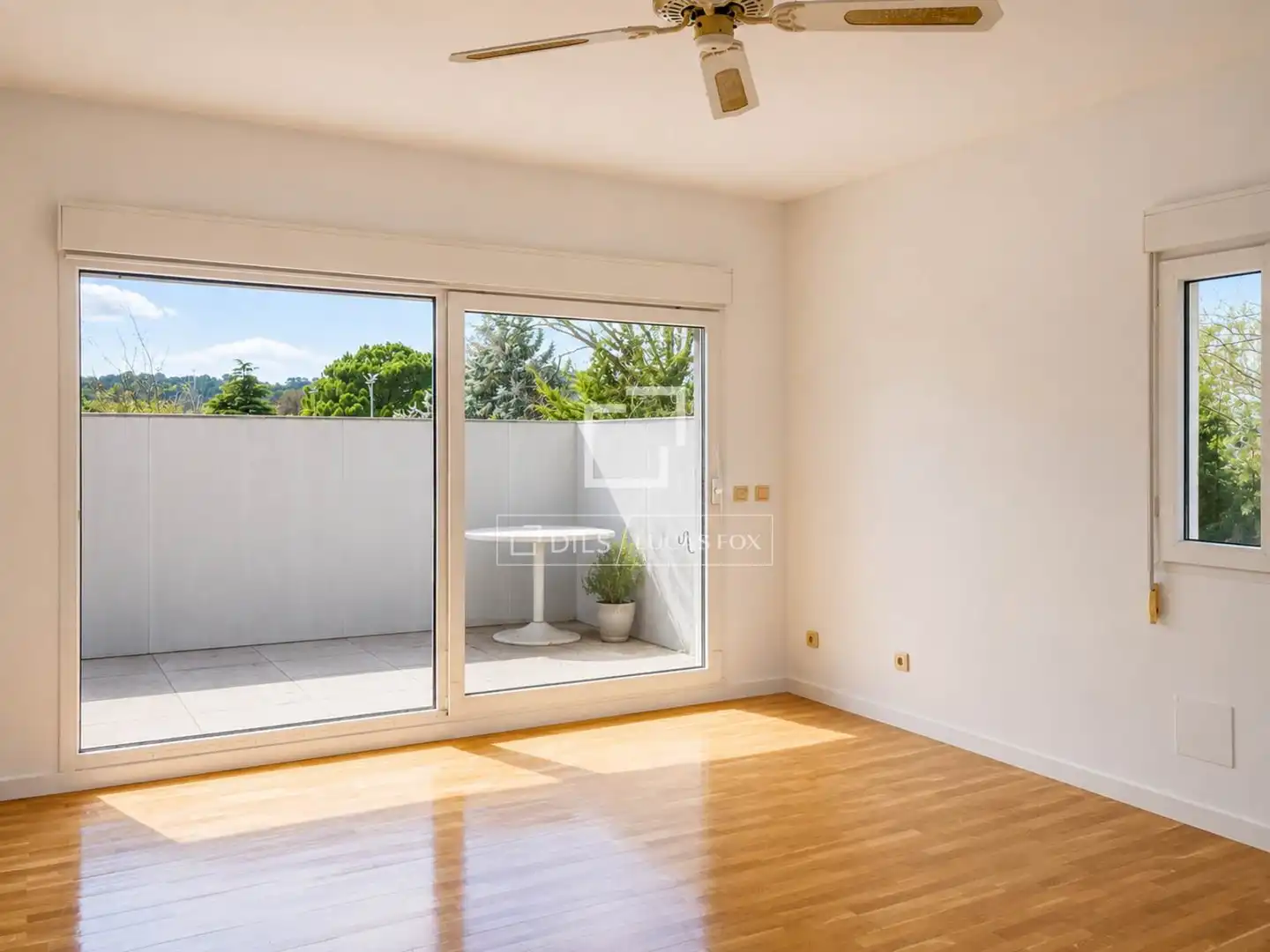 Vista exterior de Casa o chalet de alquiler en Las Rozas de Madrid con Aire acondicionado, Calefacción y Jardín privado