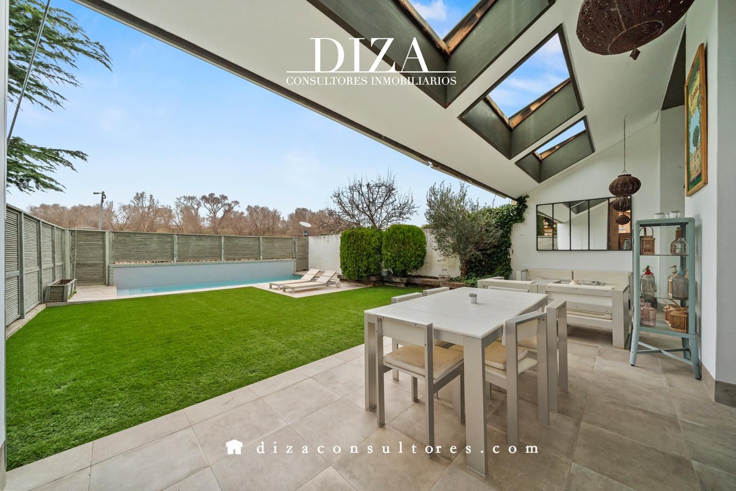 Garden of Single-family semi-detached for sale in Pozuelo de Alarcón  with Air Conditioner, Heating and Private garden